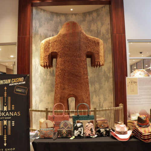Gifts at Shōkanas Gift Shop