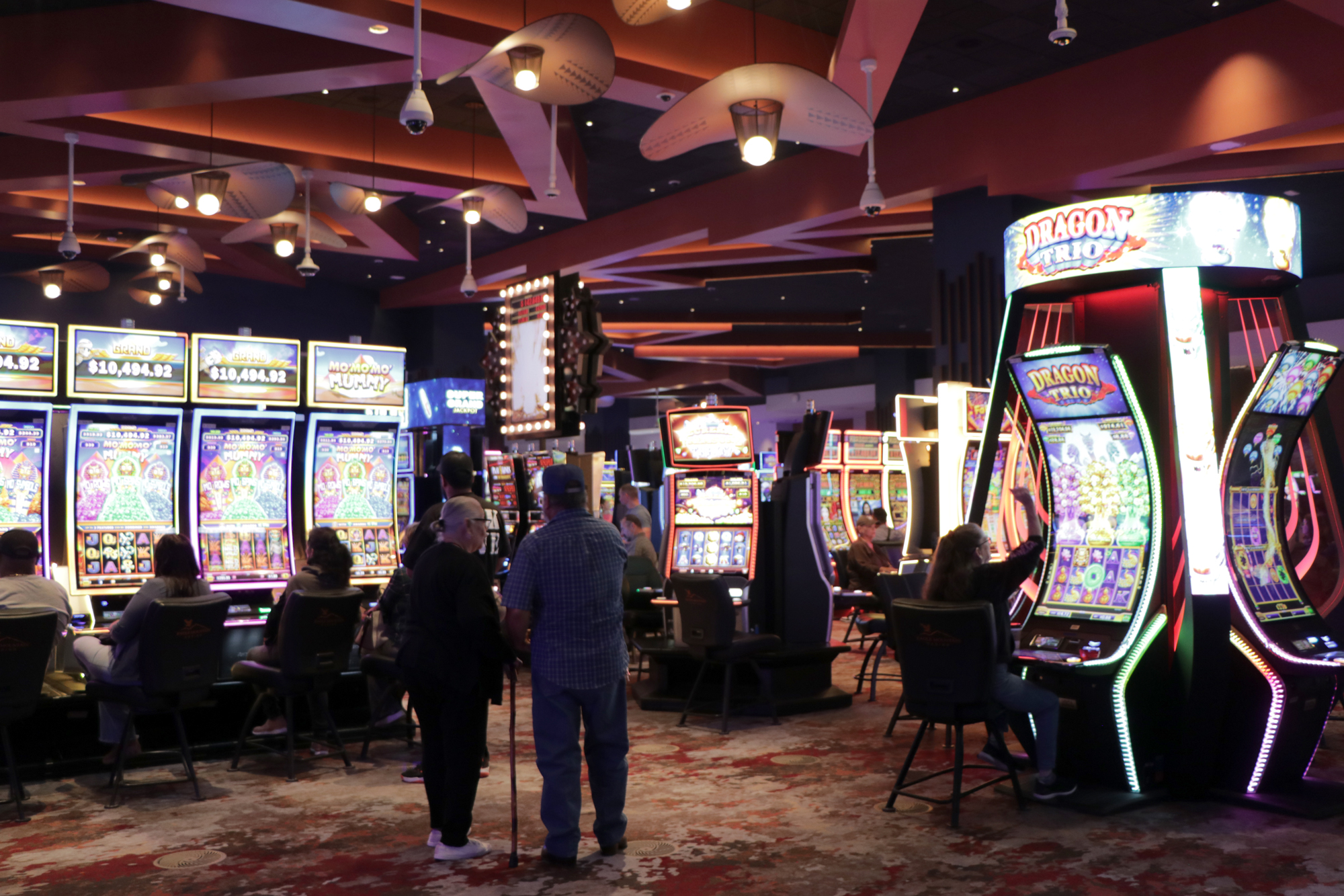 Wide view of the slot machine gaming area at Eagle Mountain Casino